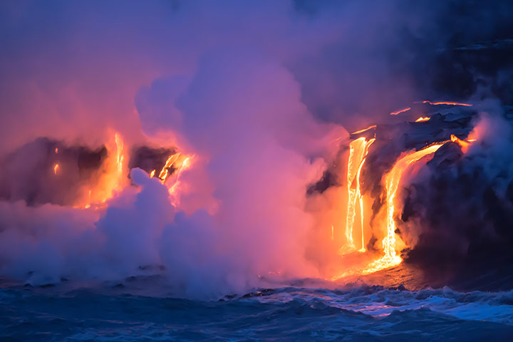 Big Island lava flows into the ocean